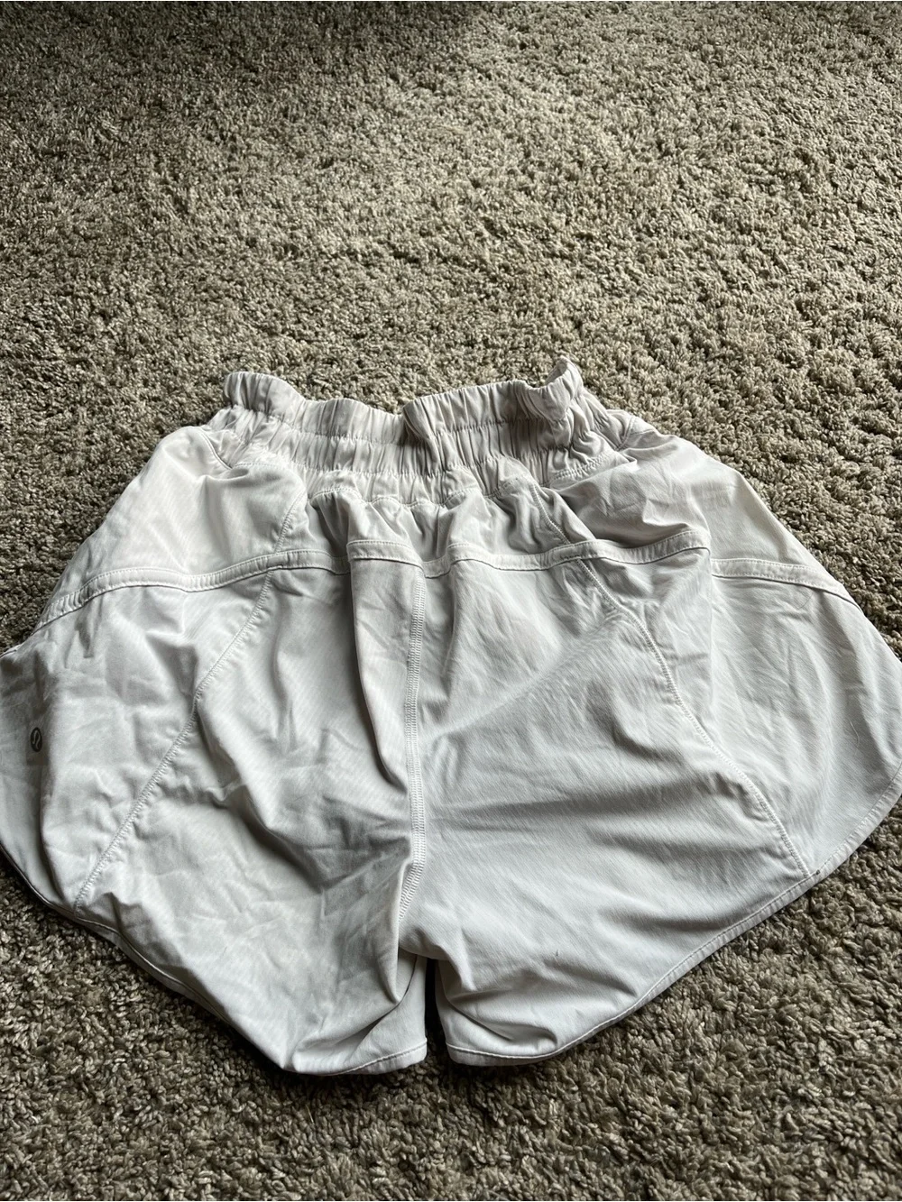 lululemon athletica White and Tan Ladies S-6 Athletic Skort with Drawstring